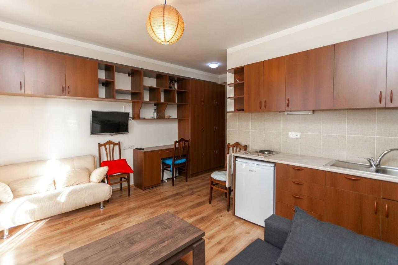 Wehost Cozy And Comfortable Studio غودوري المظهر الخارجي الصورة